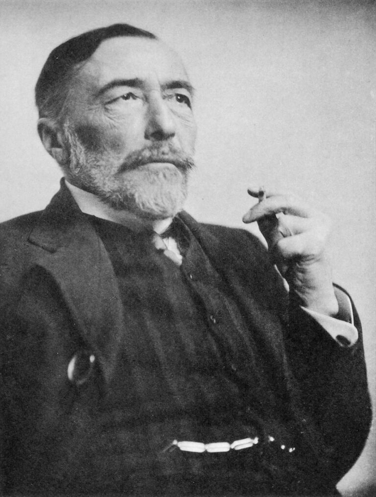 Joseph Conrad na historickom portréte fotografa Alvina Langdona Coburna z roku 1916